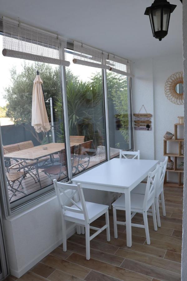 Apartamento Le Petit Sud Carqueiranne Exterior foto